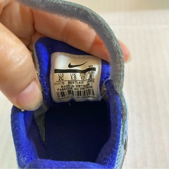 Nike Downshifter 7 Shoes Size 2C - Picture 4 of 8